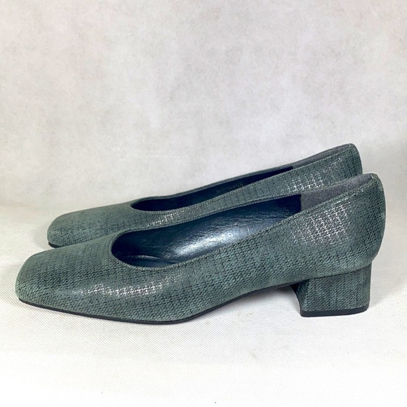 Stuart Weitzman Grey Suede Low Block Heel Square Toe Pumps - Picture 3 of 7